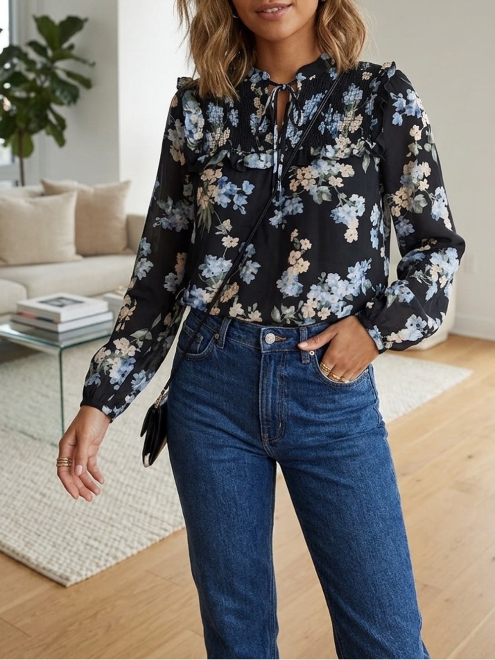 🔥$10 FINAL PRICE🔥 H&M Black Floral Smocked Ruffle Yoke Long Sleeve Blouse Top😍